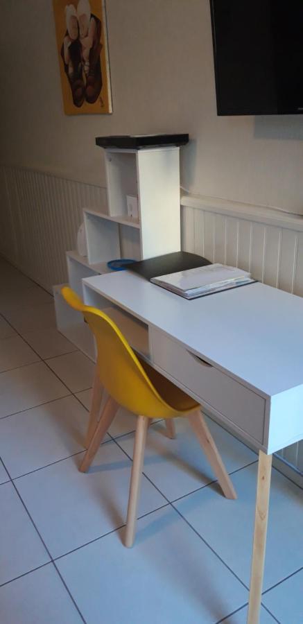 Studio Avec Terrasse Et Jardinet En Centre Ville 베르주라크 외부 사진