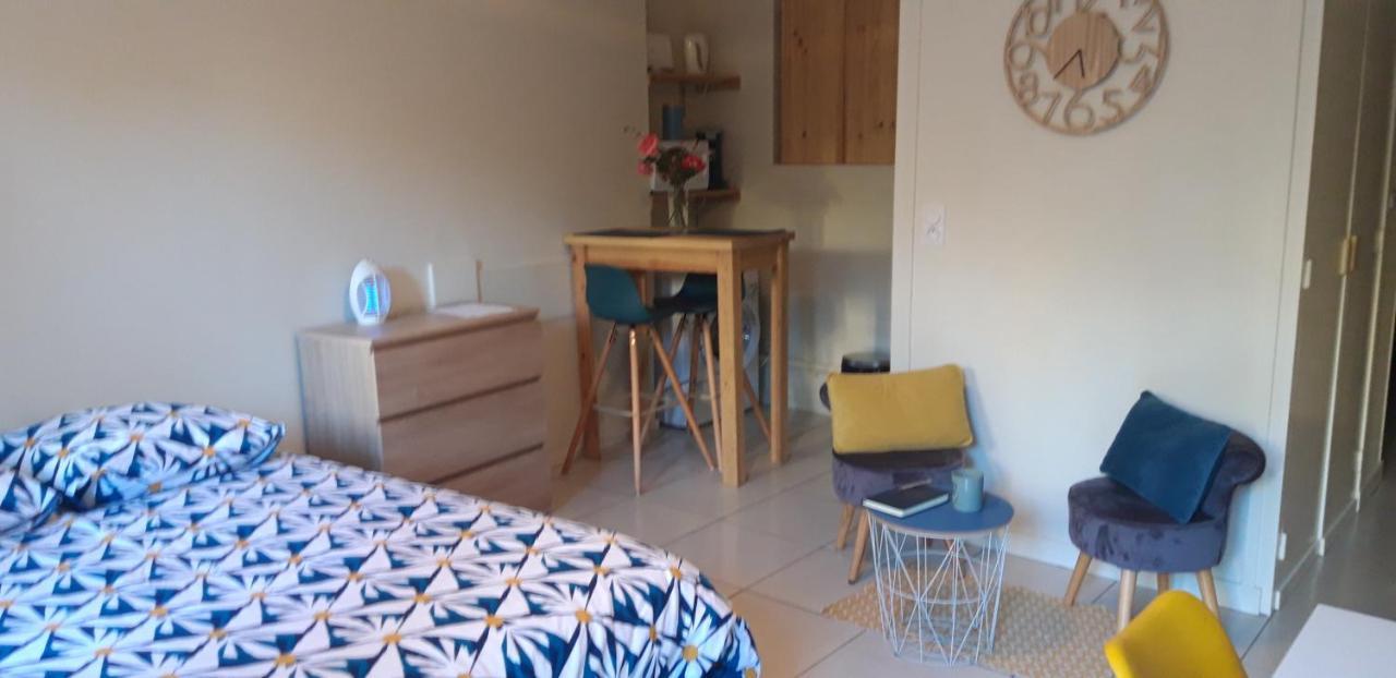 Studio Avec Terrasse Et Jardinet En Centre Ville 베르주라크 외부 사진